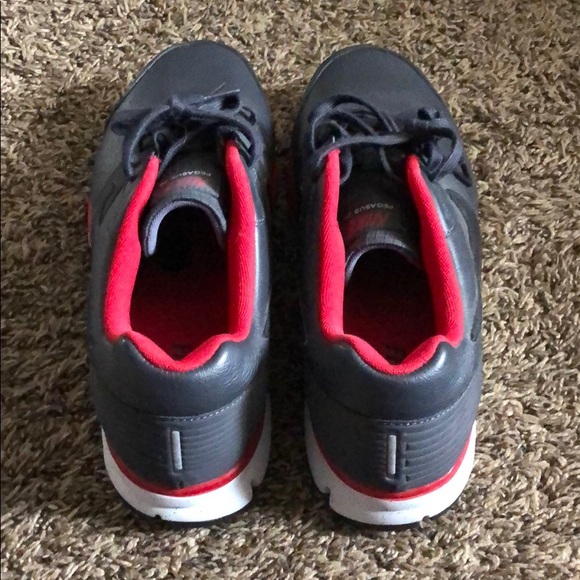 Nike Shoes - Picture 3 of 3